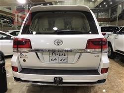 تۆیۆتا لاند کروزەر
